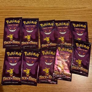 Pokémon Cards Bundle of 10 Packs- Booster Bundle